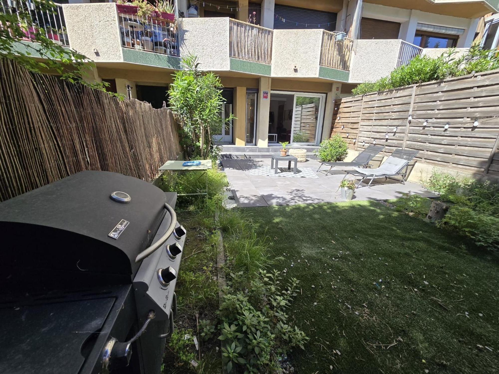 Petit Soleil Velodrome-Marseille Apartment Exterior photo